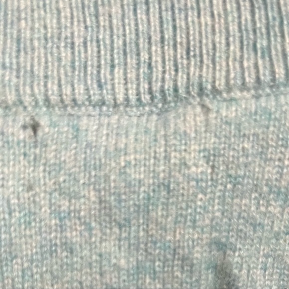 J Crew Men’s Teal 100% Cashmere Crewneck Sweater - Large - Picture 3 of 3